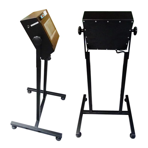 LESAK POSTER 10,1, IP54, TPB-4, lak (Průmyslový vážící terminál s dotykovým monitorem 10,1", IP-54, včetně držáku na zeď)